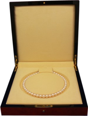 Danforth Jewellers Pearl Necklace